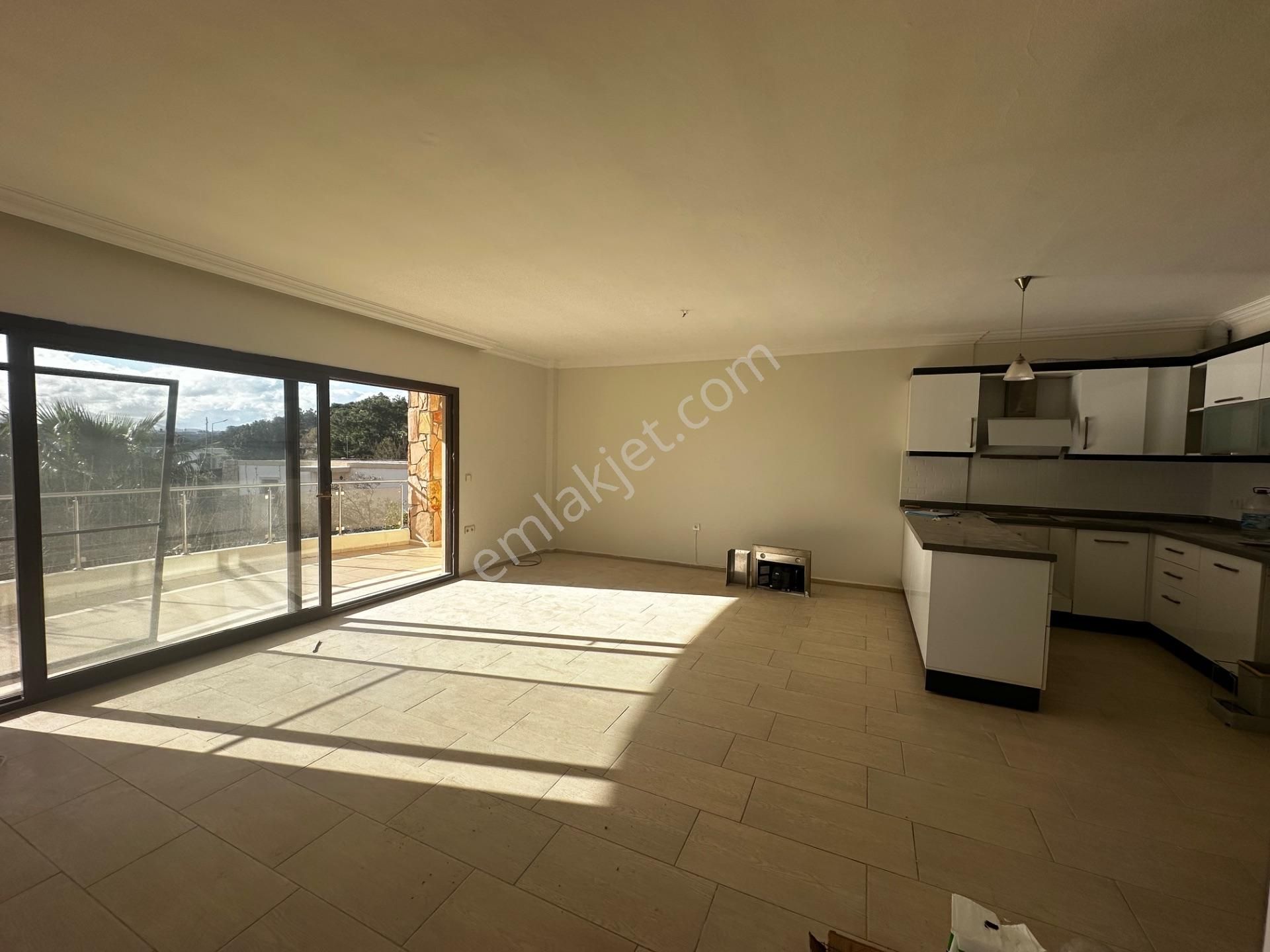 Bodrum Kumbahçede Kısmi Deniz Manzaralı Dubleks Daire - Görsel 7