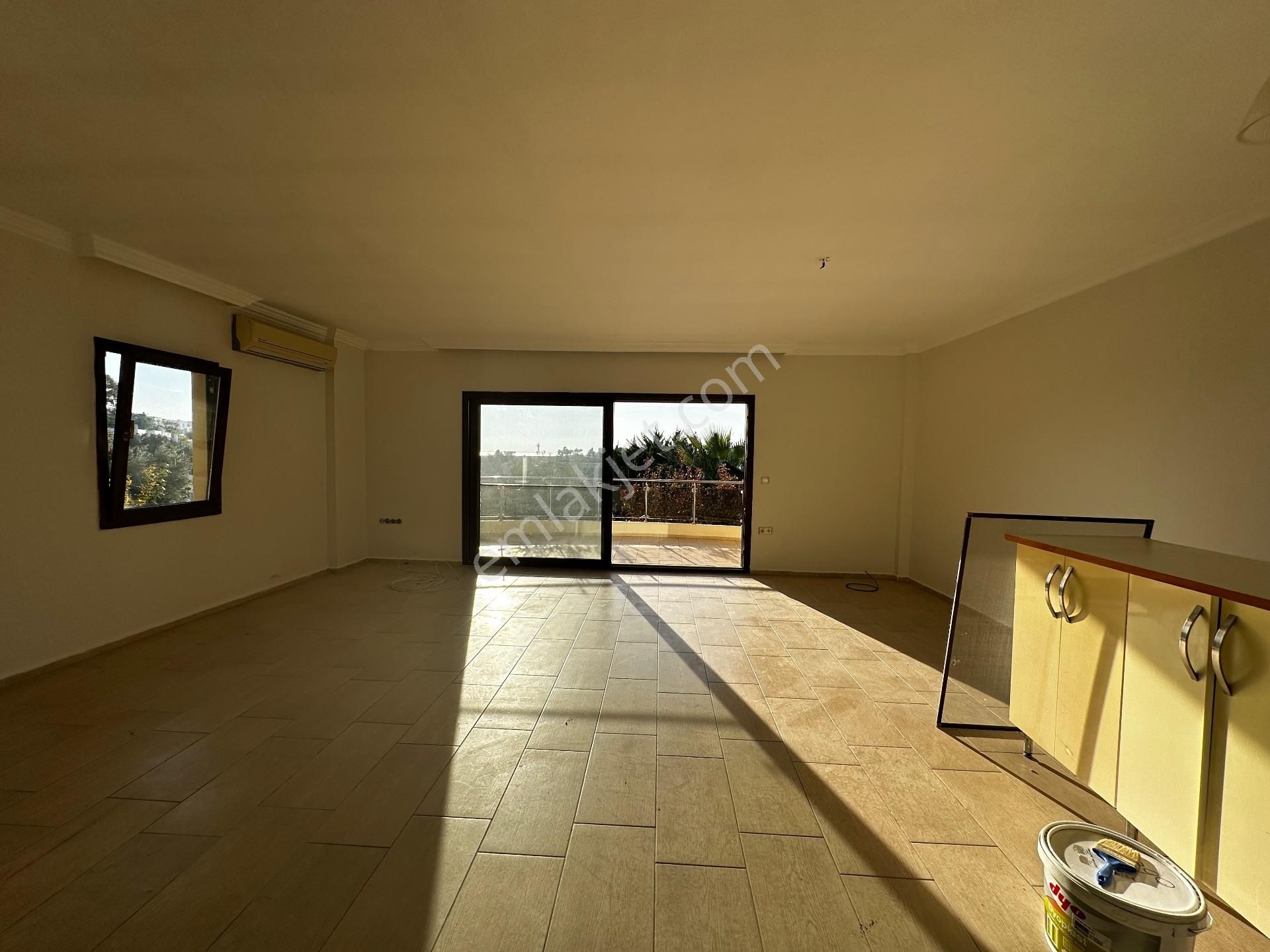 Bodrum Kumbahçede Kısmi Deniz Manzaralı Dubleks Daire - Görsel 8