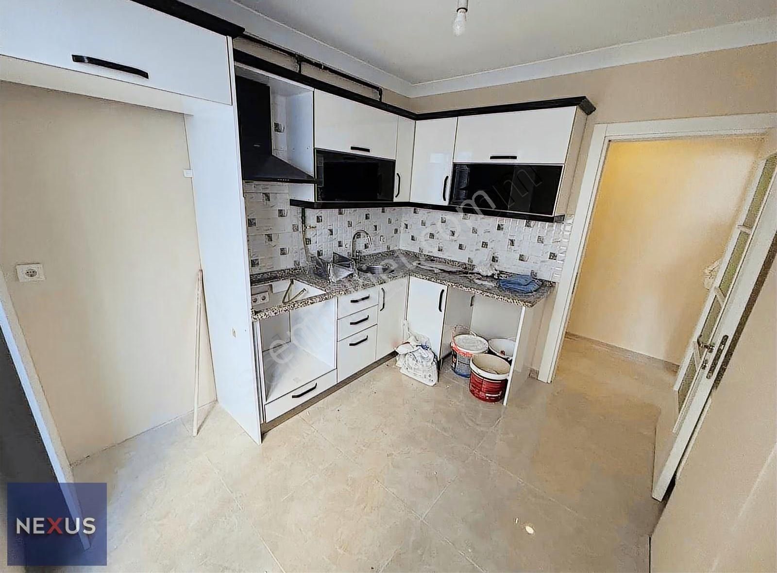 Sultanbeyli Merkezde Ferah 2+1 Kiralık Daire - Görsel 17