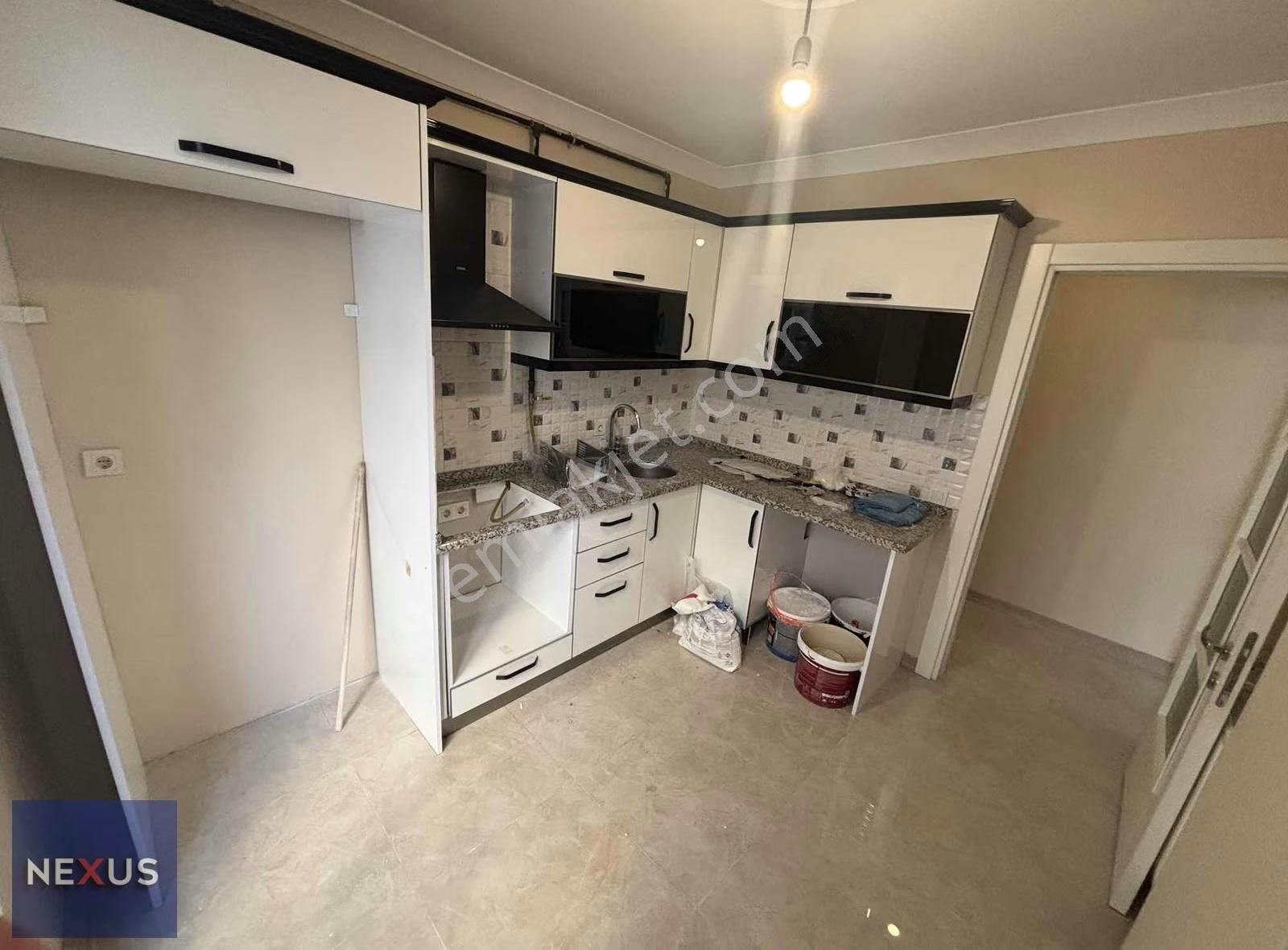 Sultanbeyli Merkezde Ferah 2+1 Kiralık Daire - Görsel 5