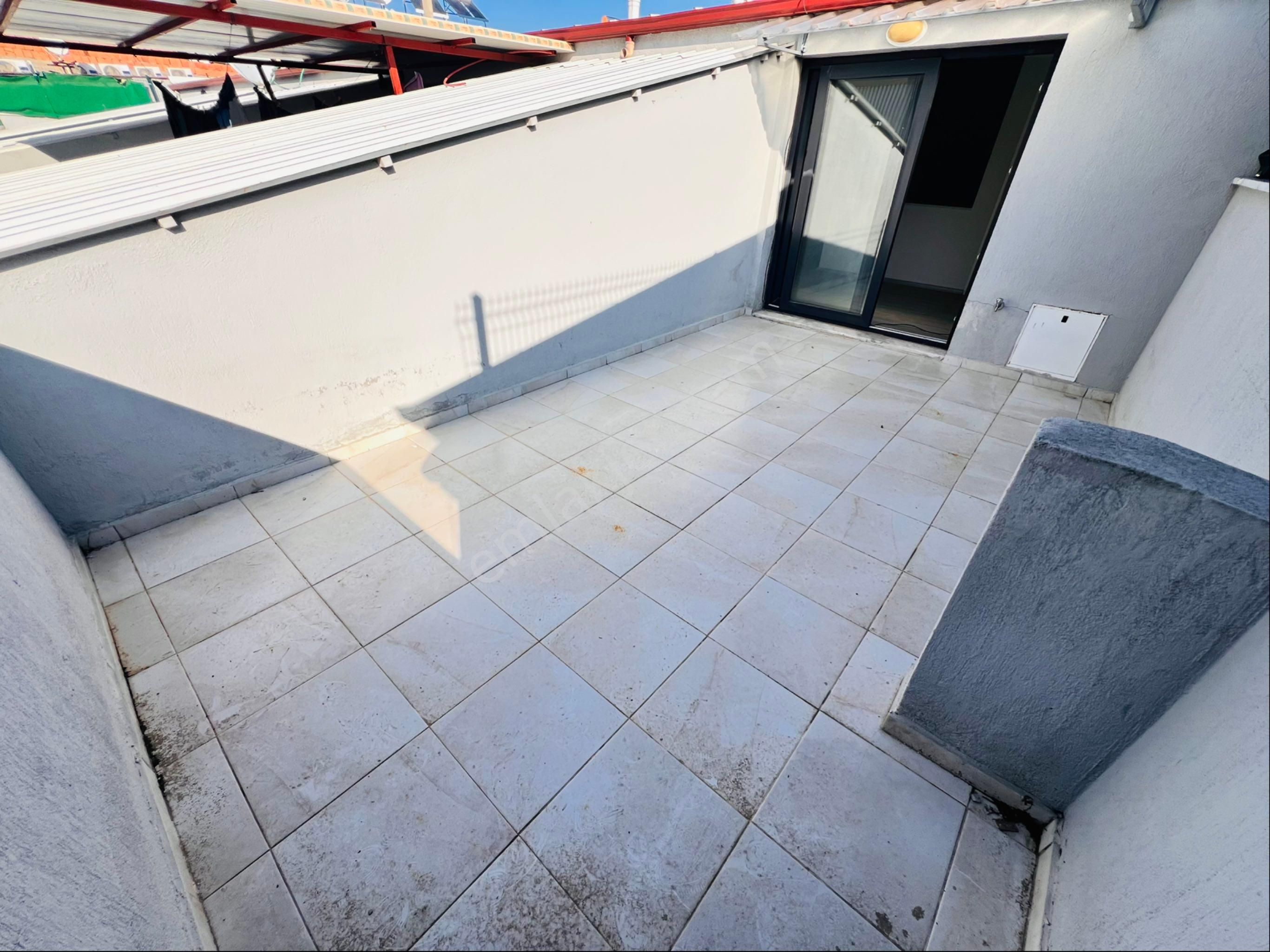 Çarşıda Teraslı Dubleks Yerden Isıtmalı Sıfır Ayarında - Görsel 20