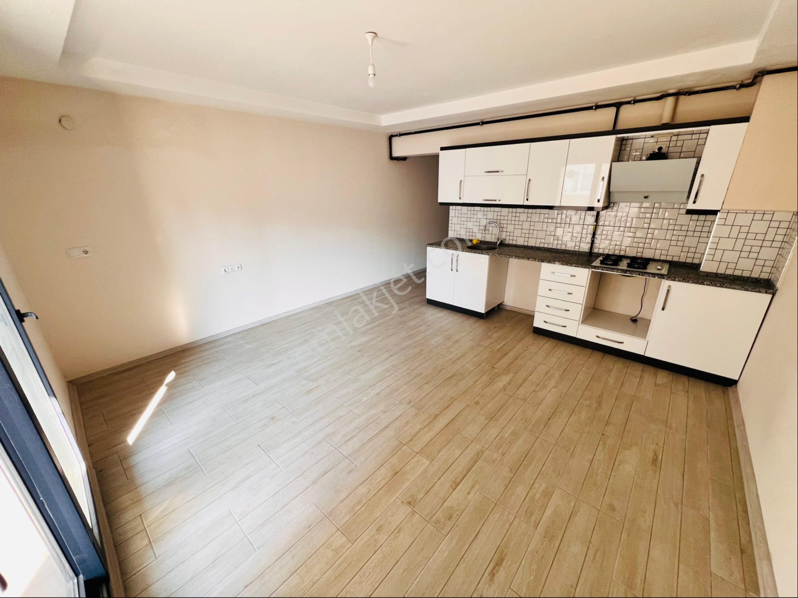 Çarşıda Teraslı Dubleks Yerden Isıtmalı Sıfır Ayarında - Görsel 4