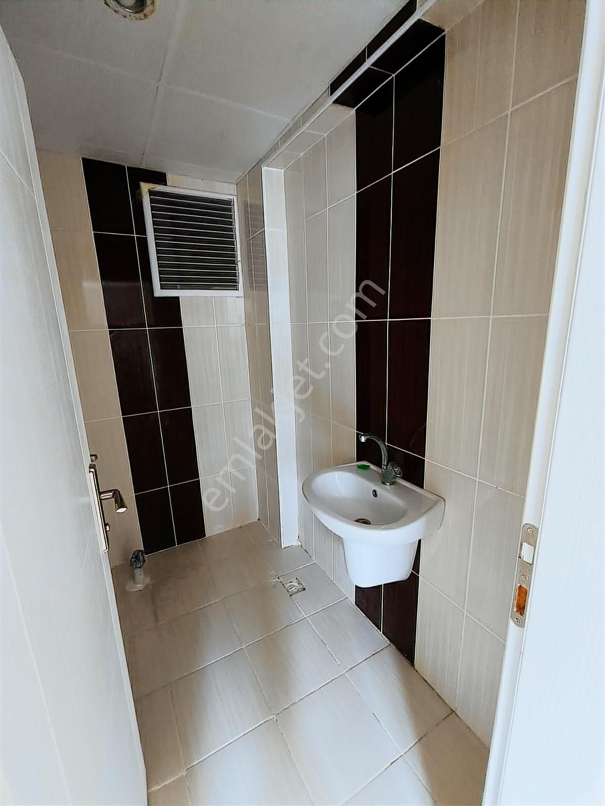 Truva'dan Vatan Caddesine Yakın 3+1 Satılık Daire - Görsel 10