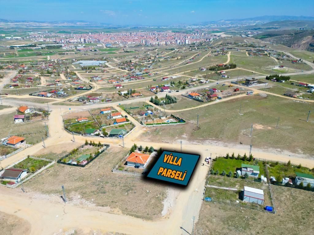 Murat Türkmen'den Yenikent'te Satılık Tek_tapu Yatırıma_uygun Köşe_başı 540-m2 Villa Parseli - Görsel 4