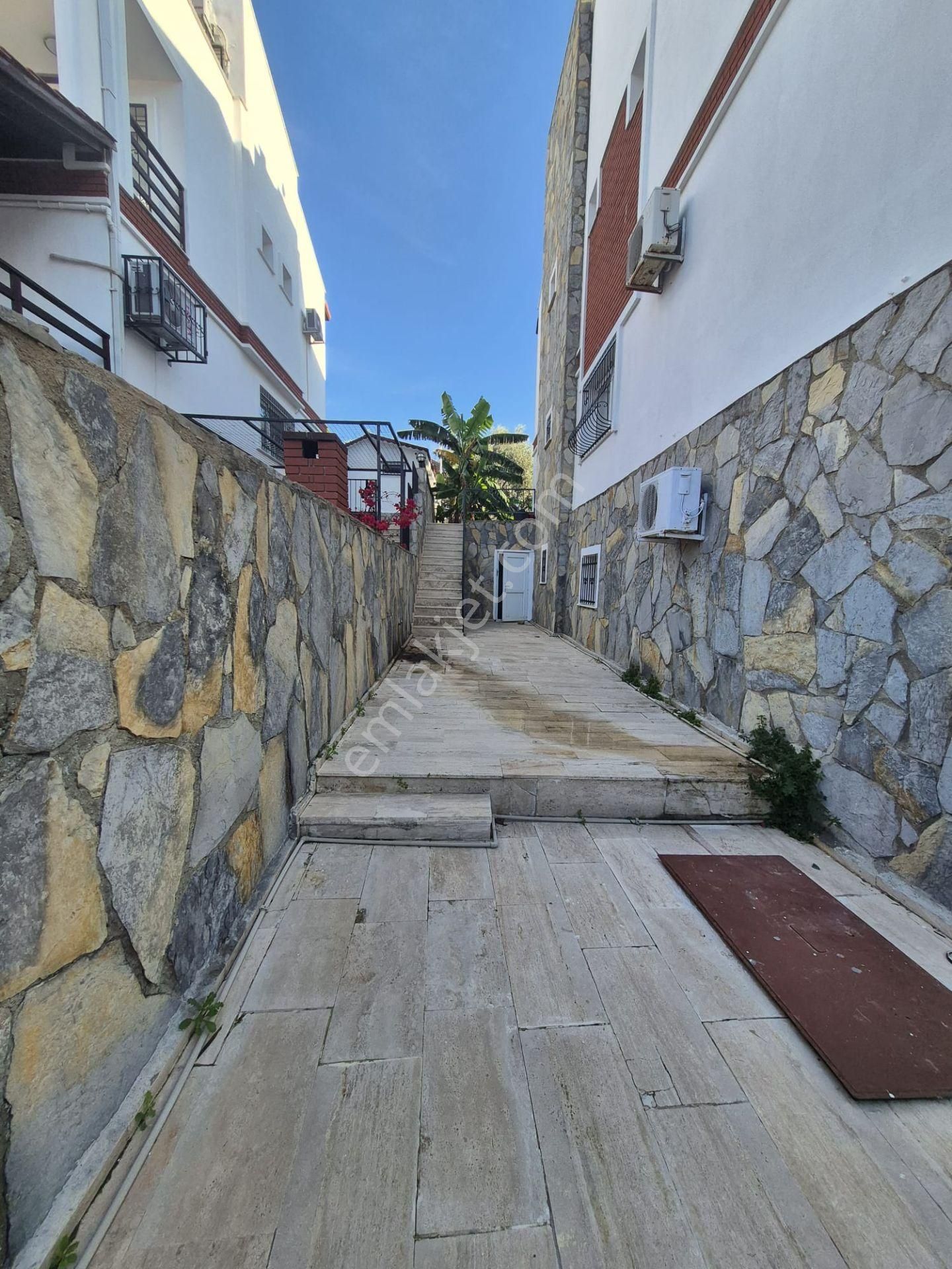 Adamarka’dan | Kuşadası Hacıfeyzullah Mah. Satılık 7+1 Villa - Görsel 6