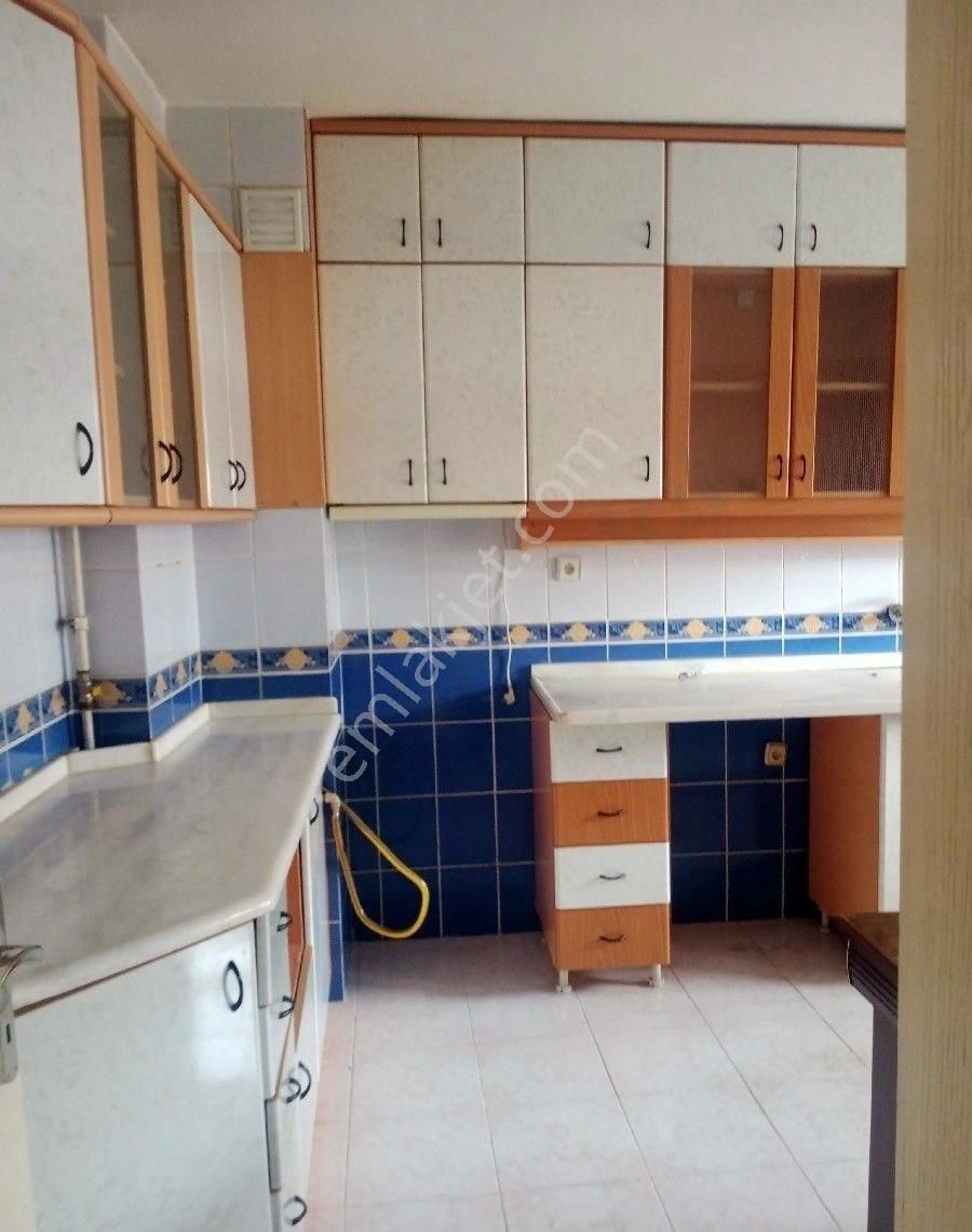 Zeliş Emlak'tan Yenimahalle Merkez Miralay Nazımbey Sokakta Metroya Yakın 3+1 Açık Teraslı Dubleks - Görsel 24