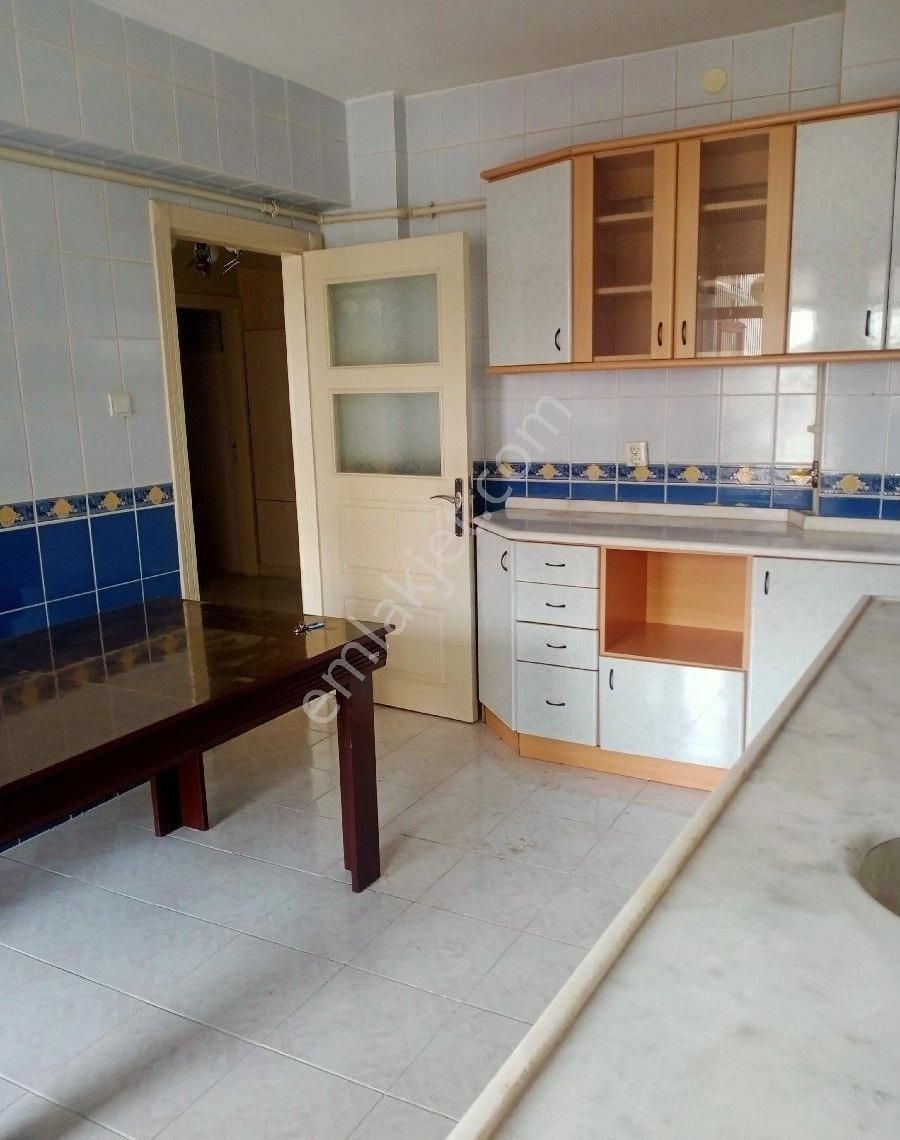 Zeliş Emlak'tan Yenimahalle Merkez Miralay Nazımbey Sokakta Metroya Yakın 3+1 Açık Teraslı Dubleks - Görsel 26