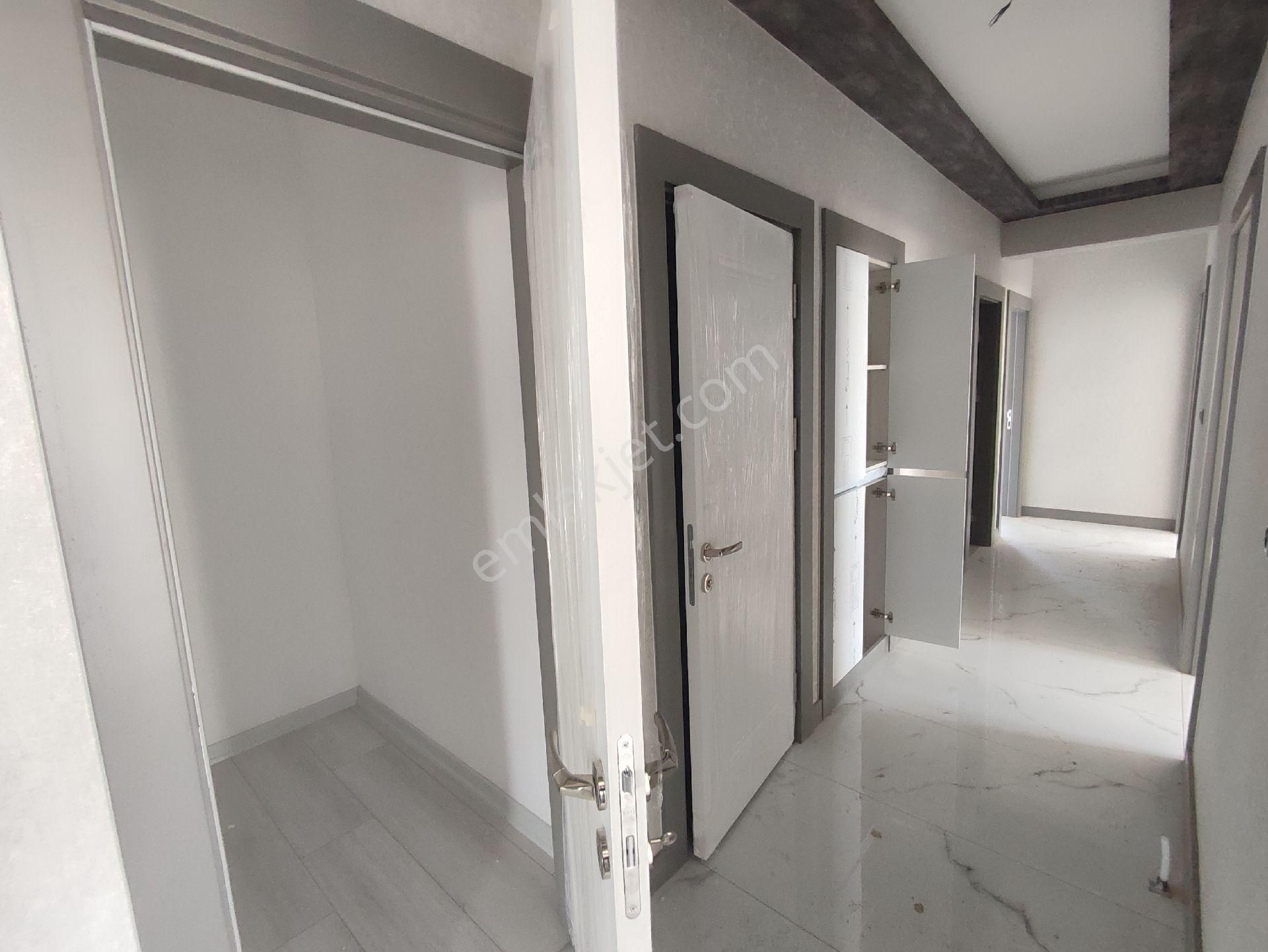 Ayaş Yolu Yakını 4+1 Lüks Daire - Görsel 18