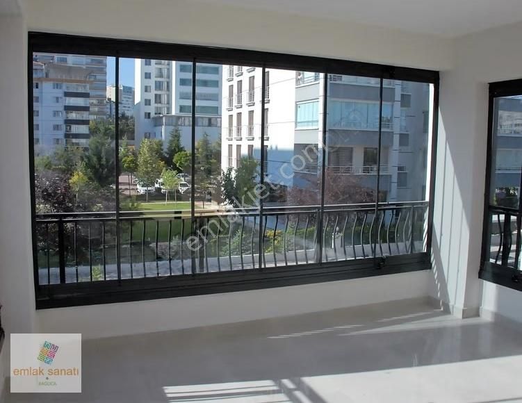 Bağlıcada Merkezi Konum Lüks Satılık 4+1 Daire - Görsel 19