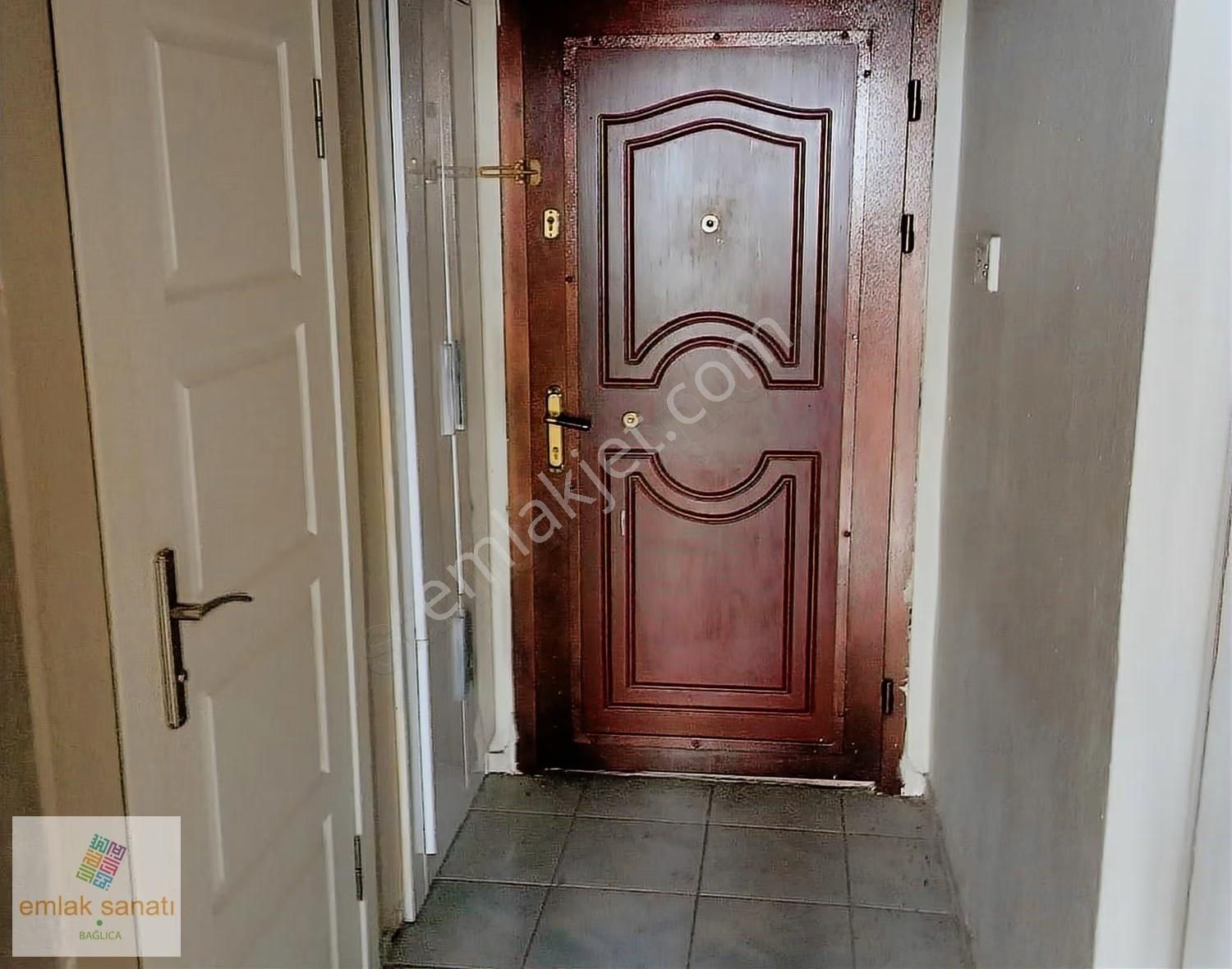 Etimesgut Merkezde Satılık 3+1 Daire - Görsel 2