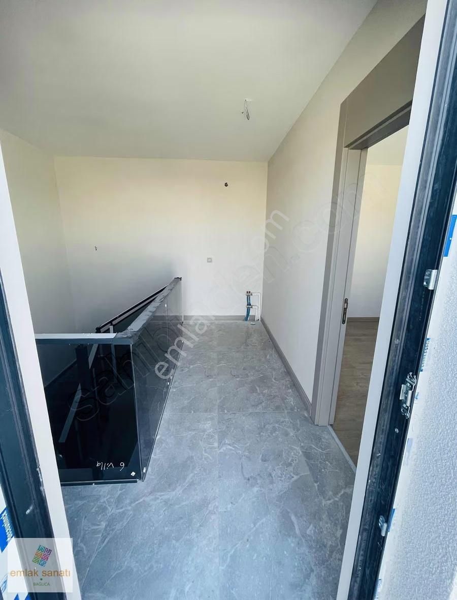 Bağlıca'da Muhteşem Konumda Villa Konforunda Teraslı Daire - Görsel 4