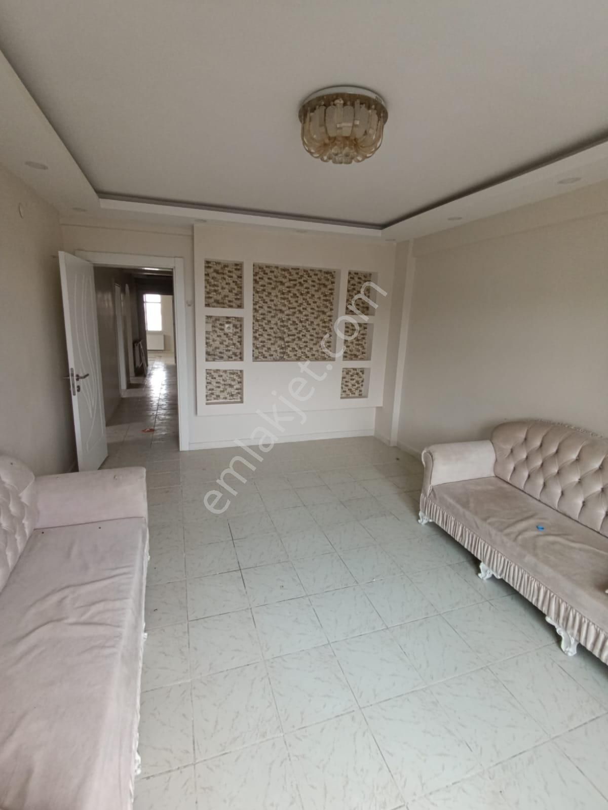 Uygun Emlaktan Köylükentte 5. Kat 4 Oda Kiralık Daire - Görsel 12