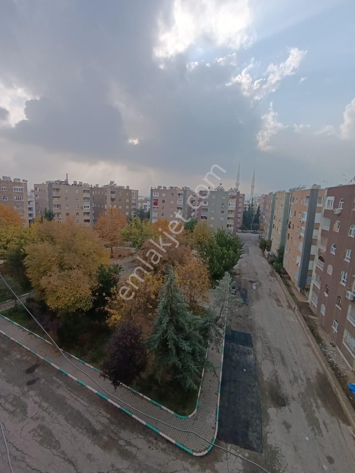 Uygun Emlaktan Köylükentte 5. Kat 4 Oda Kiralık Daire - Görsel 8