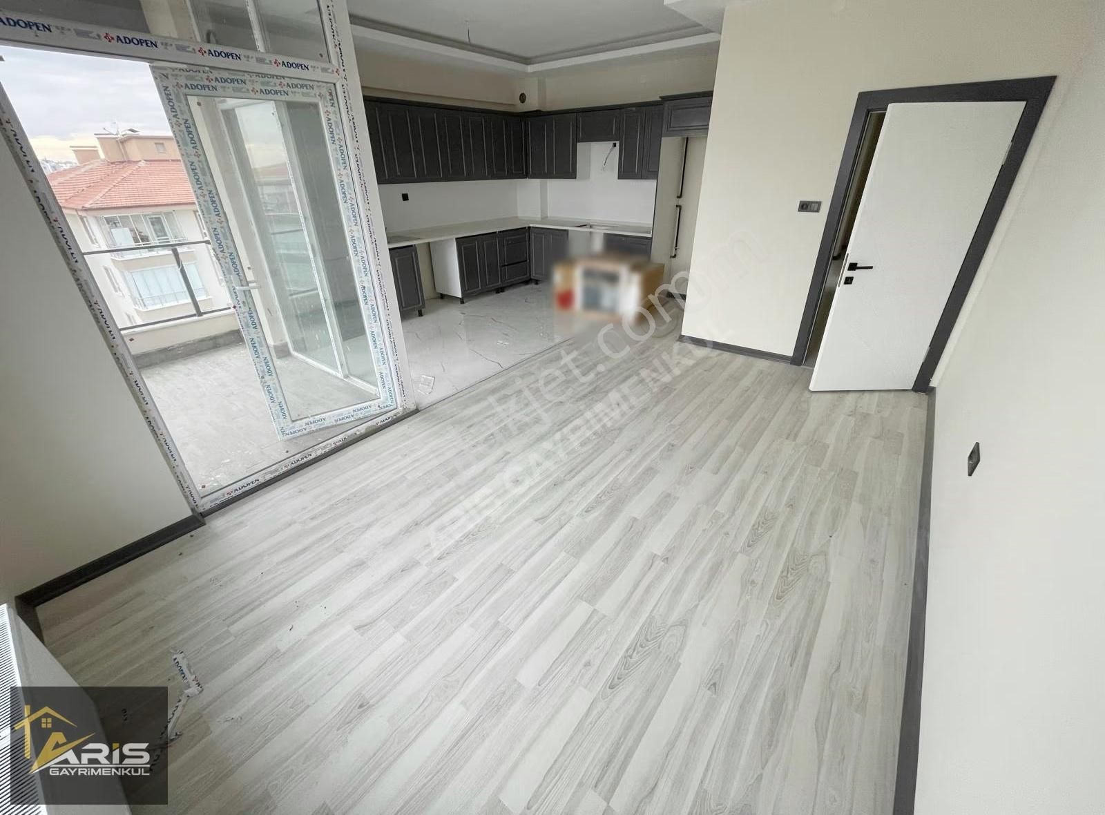 Aris'ten 3.5+1site Konforu İle Şehrin Silüetini Evinize Taşıyın! - Görsel 20