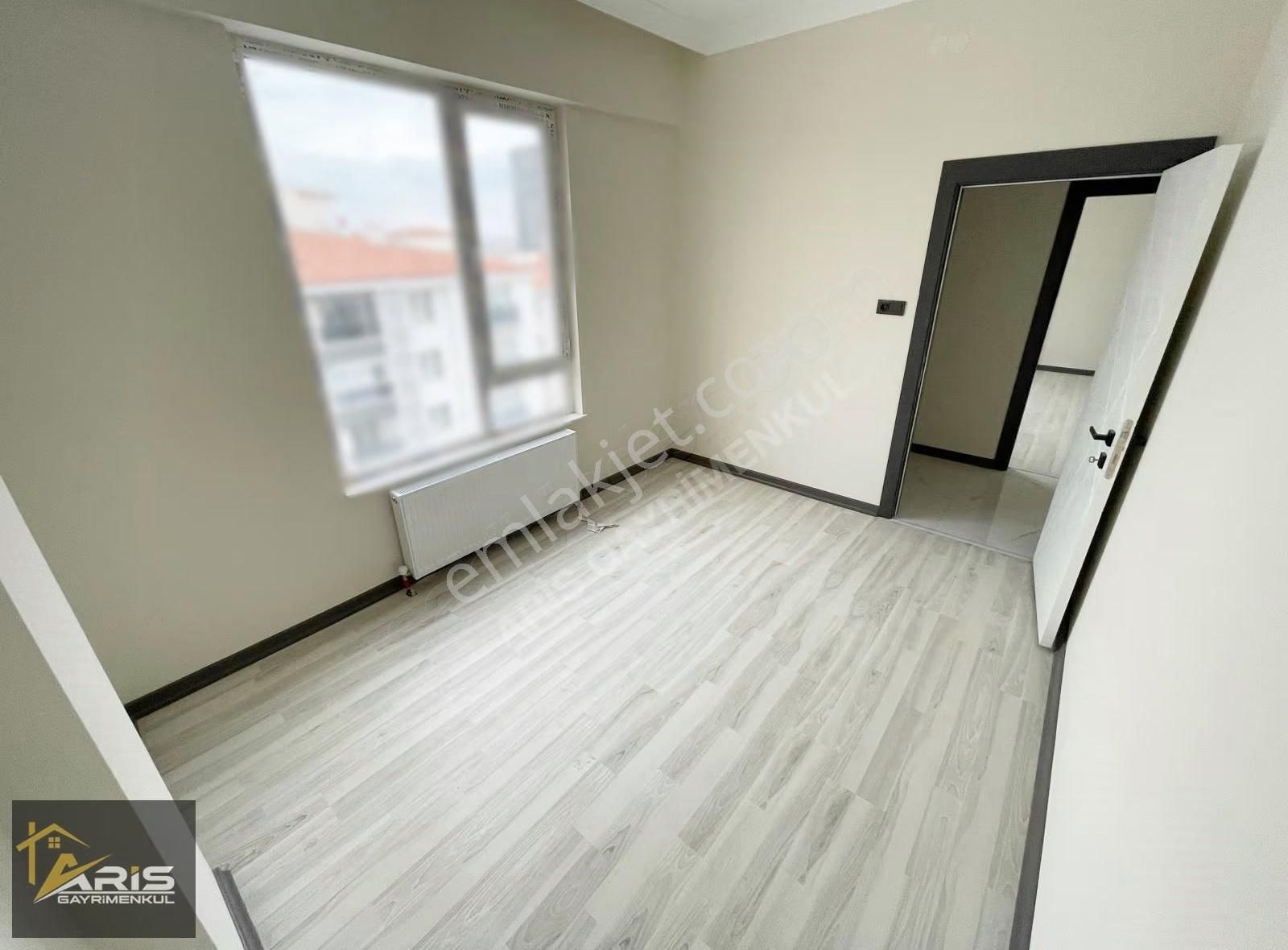 Aris'ten 3.5+1site Konforu İle Şehrin Silüetini Evinize Taşıyın! - Görsel 4