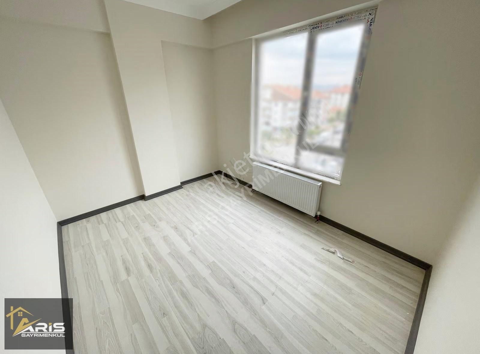 Aris'ten 3.5+1site Konforu İle Şehrin Silüetini Evinize Taşıyın! - Görsel 7