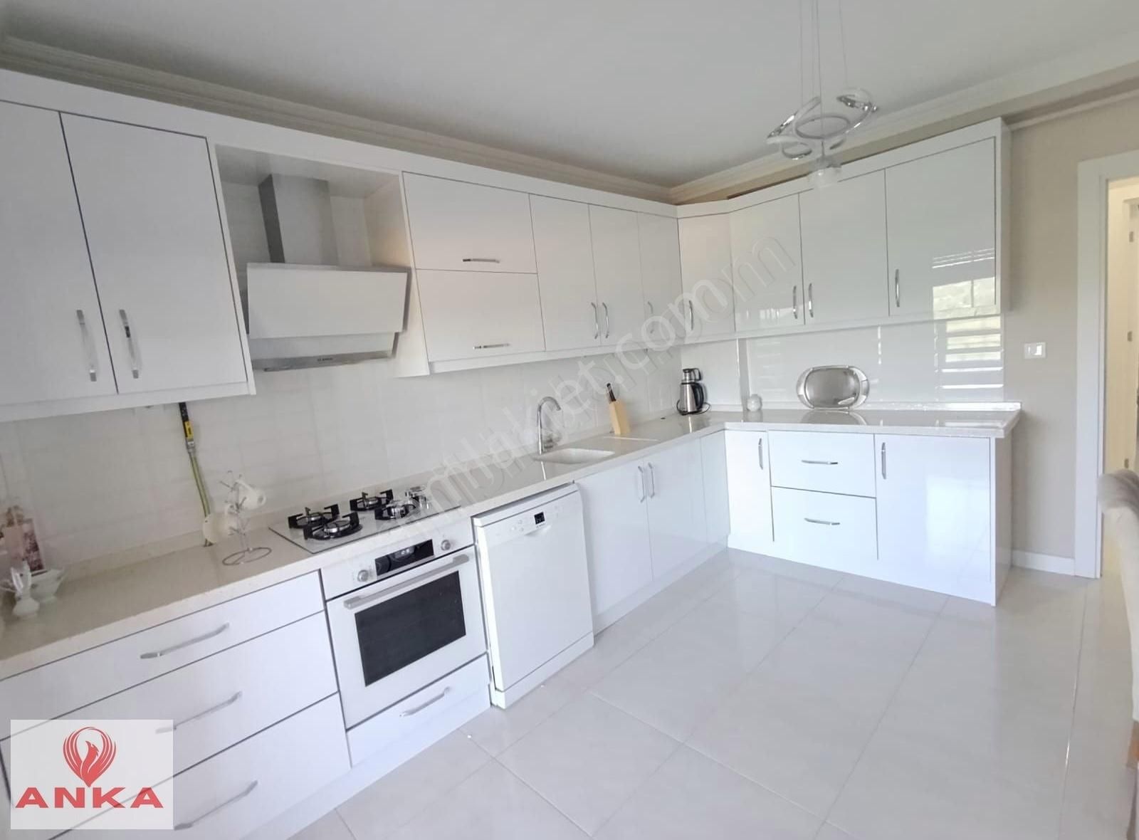 Anka'dan Aile Sitesi Full Lüks Eşyalı 3+1 Fırsat Kiralık Daire - Görsel 17