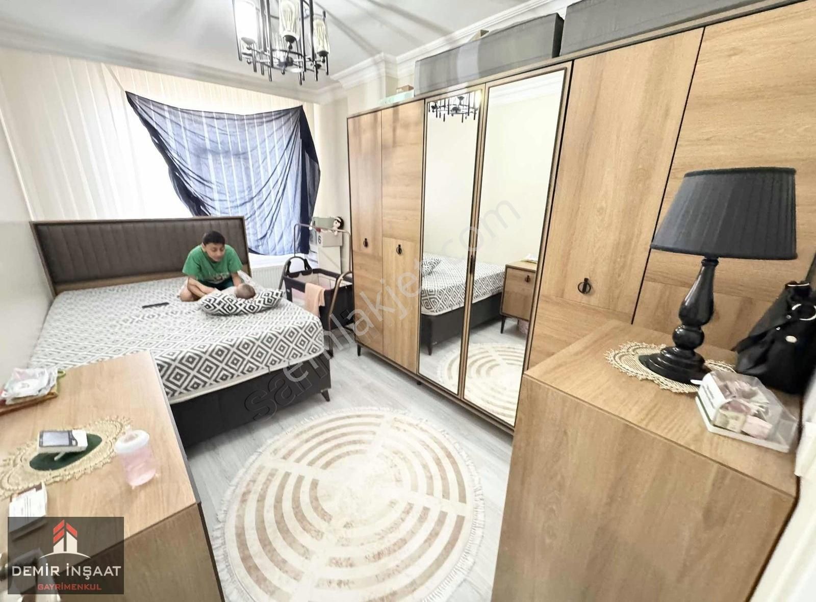 Demir İnşaat'tan Sultançiftliği Mah'de 2+1 95m2 Mükemmel 2.kat - Görsel 2