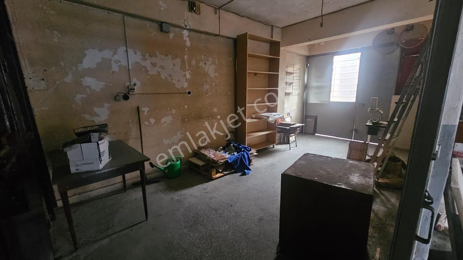 Bayrampaşa Cem İş Merkezin'de Kiralık Dükkan - Görsel 23