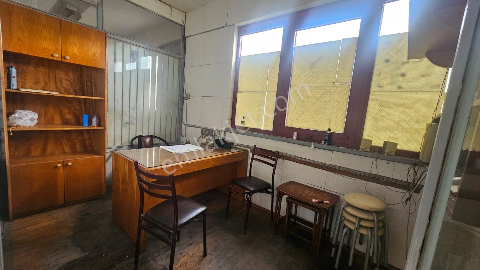 Bayrampaşa Cem İş Merkezin'de Kiralık Dükkan - Görsel 22