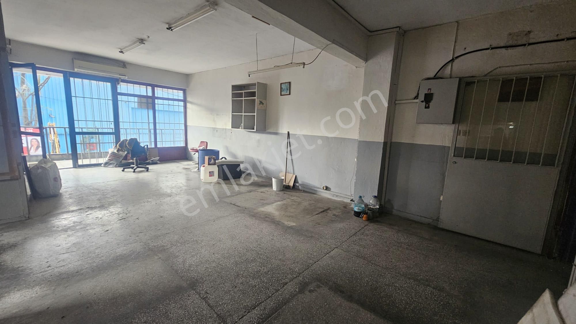 Bayrampaşa Cem İş Merkezin'de Kiralık Dükkan - Görsel 7