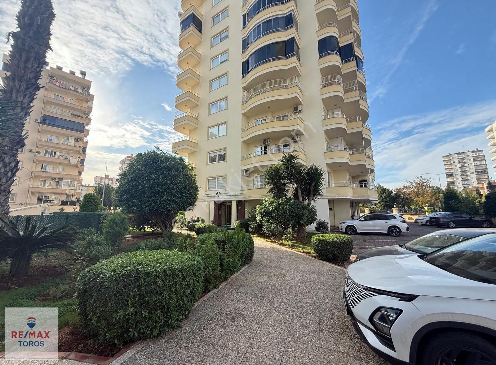 Remax Toros'tan Yenişehir'de Fazlıoğlu Plaza'da Kiralık 4+1 - Görsel 27