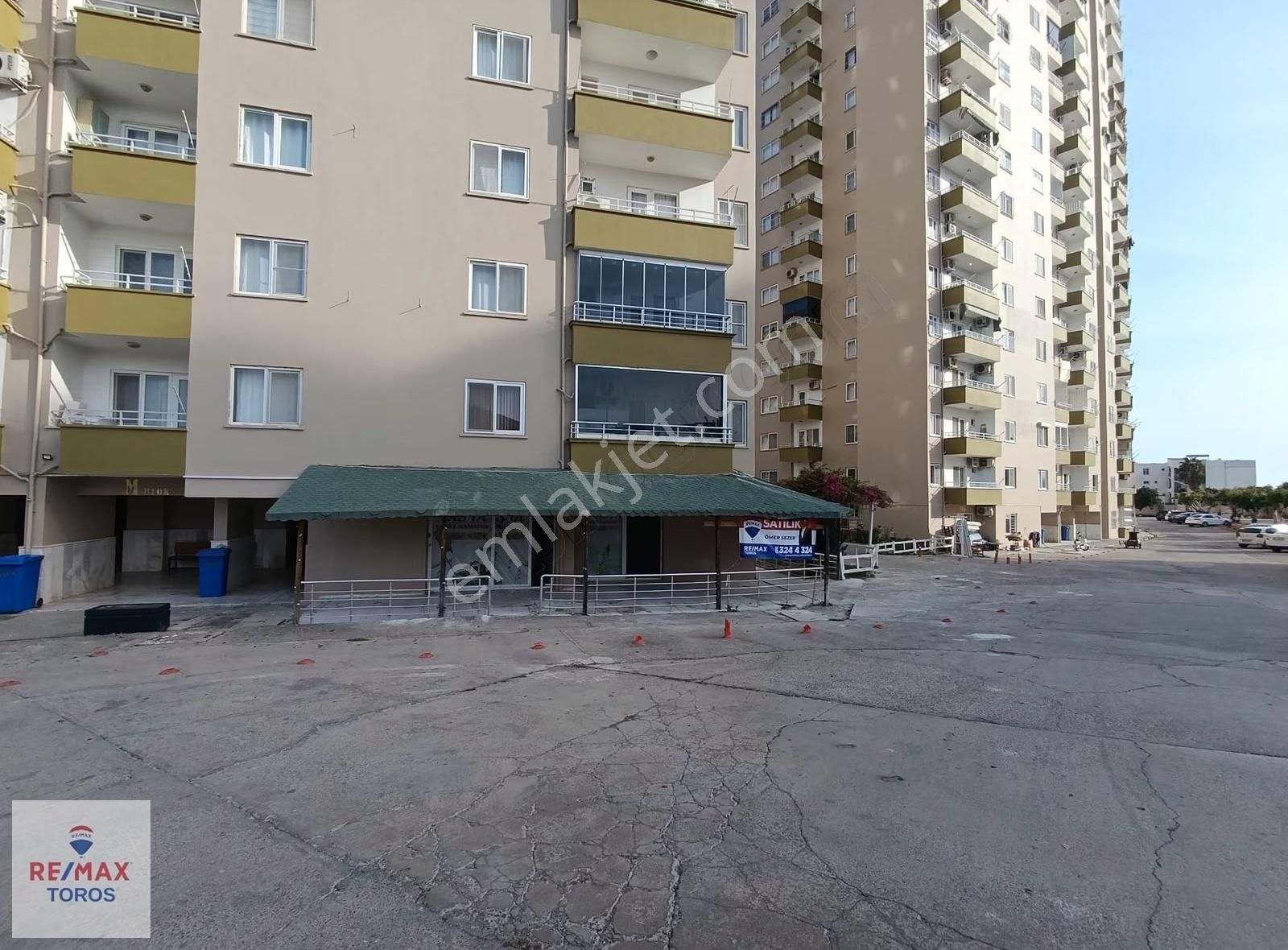 Remax Toros'tan Flamingo 8 Sitesi'nde Satılık Dükkan