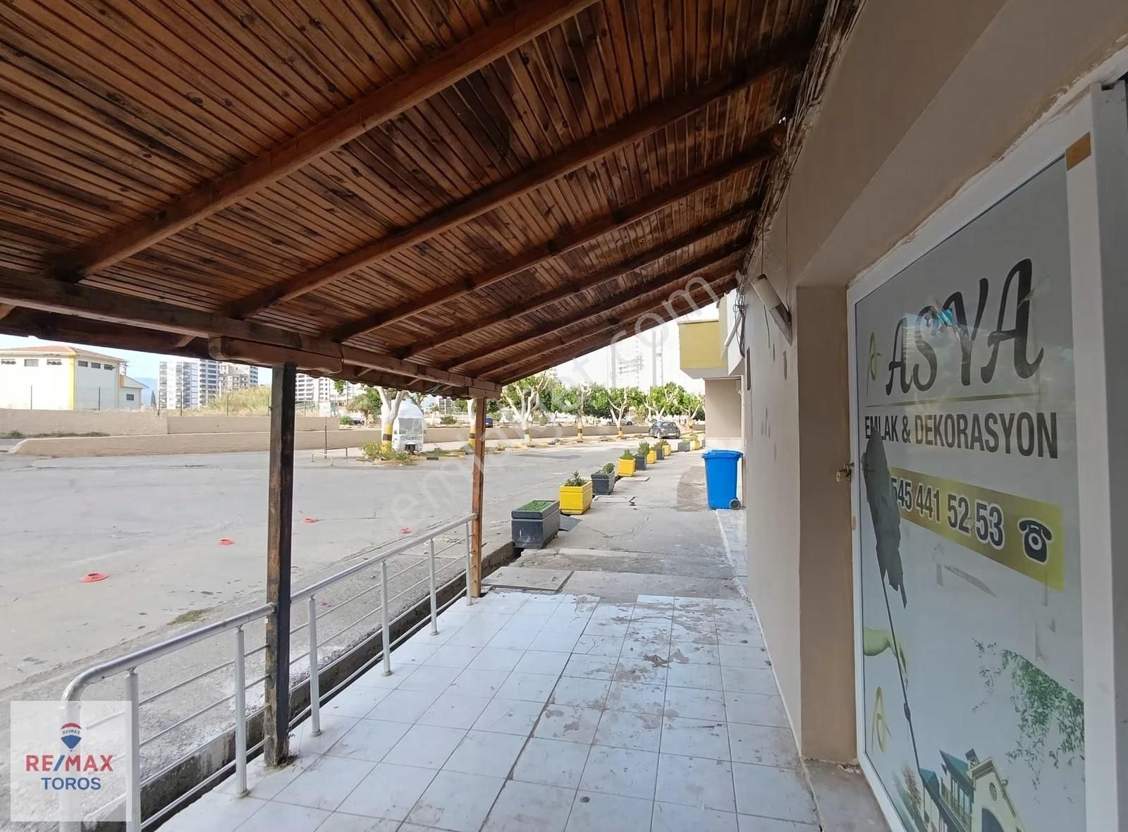 Remax Toros'tan Flamingo 8 Sitesi'nde Satılık Dükkan - Görsel 4