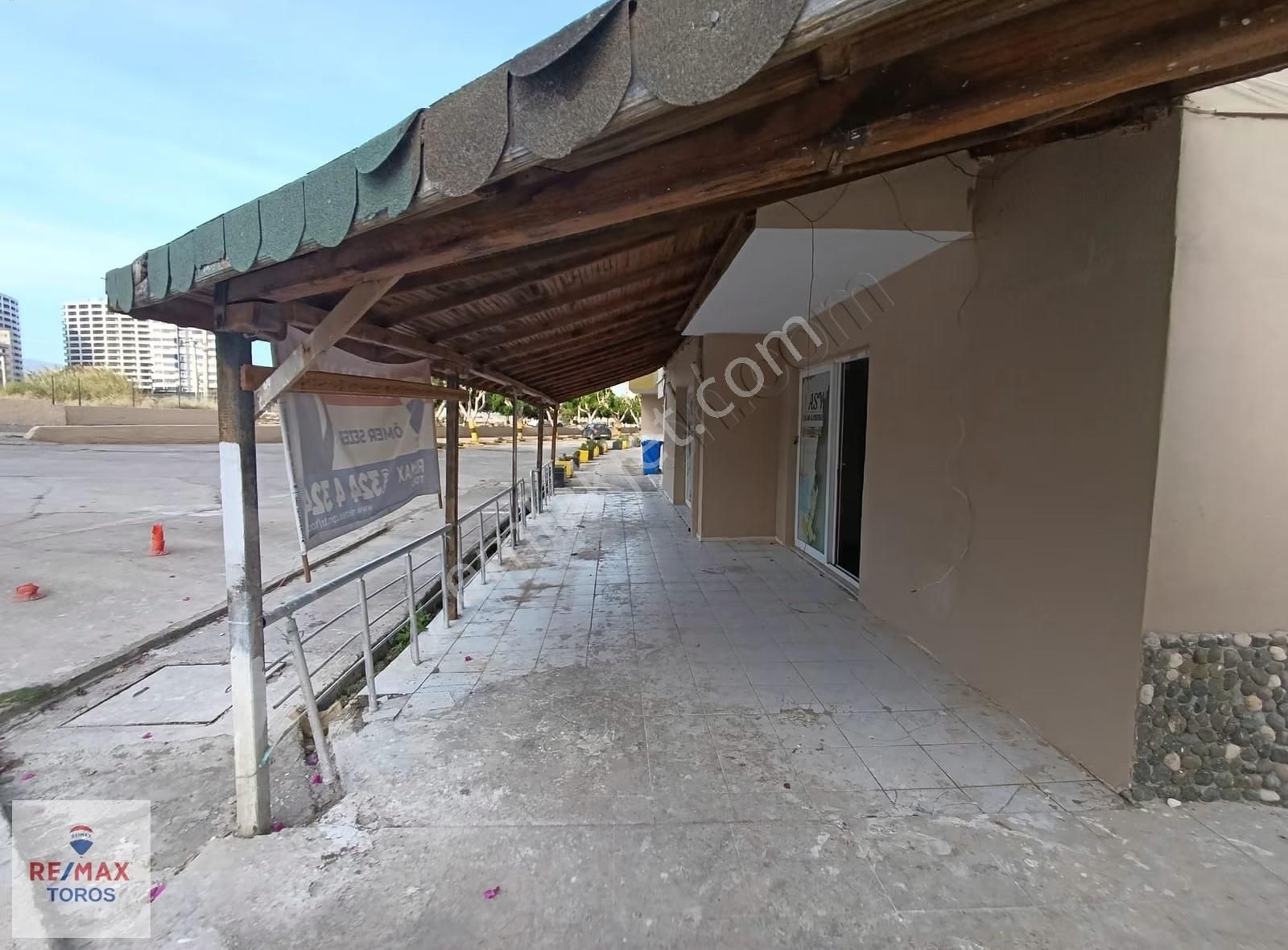 Remax Toros'tan Flamingo 8 Sitesi'nde Satılık Dükkan - Görsel 10