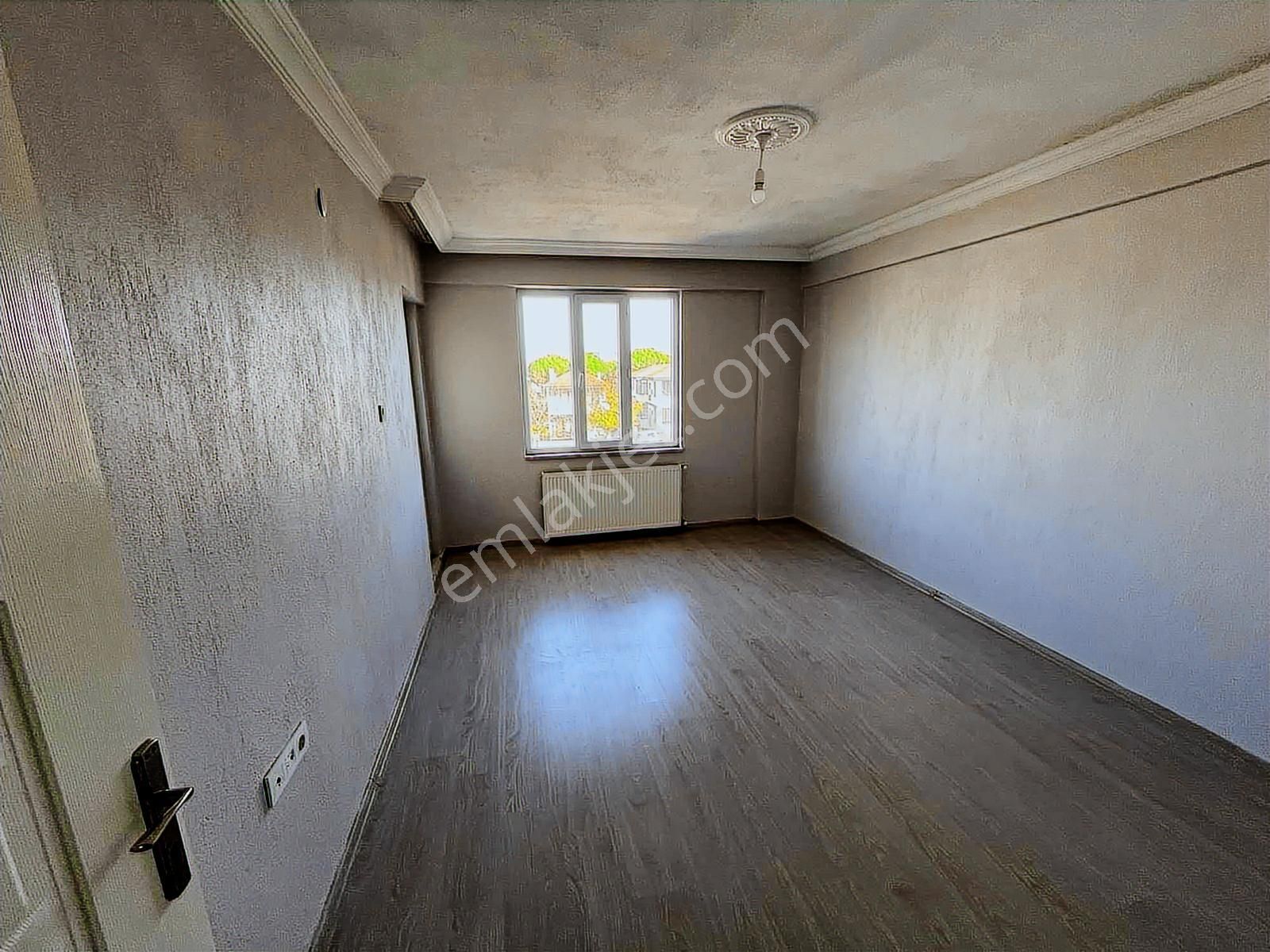 Gömeç Mithatpaşa Mahallesi Geniş Önü Açık Kiralık Daire - Görsel 3