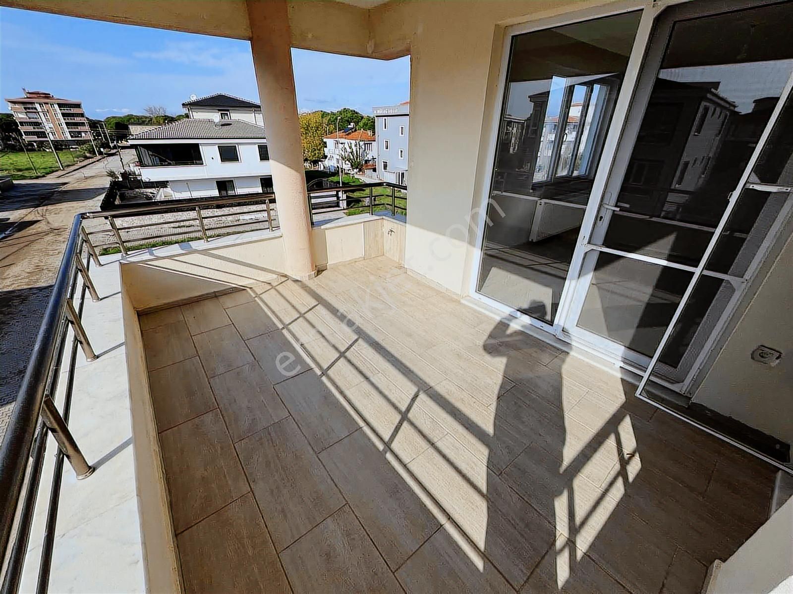 Gömeç Mithatpaşa Mahallesi Geniş Önü Açık Kiralık Daire - Görsel 15