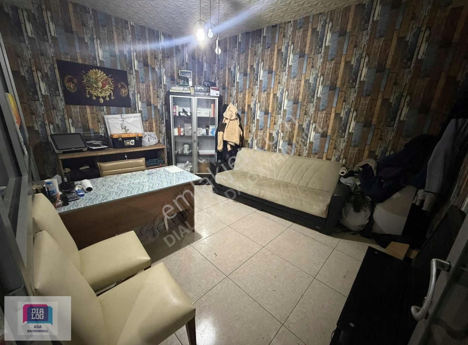 Bağcılar Kazım Karabekir Mahallesinde Net 240m2 Depolu Dükkan - Görsel 6