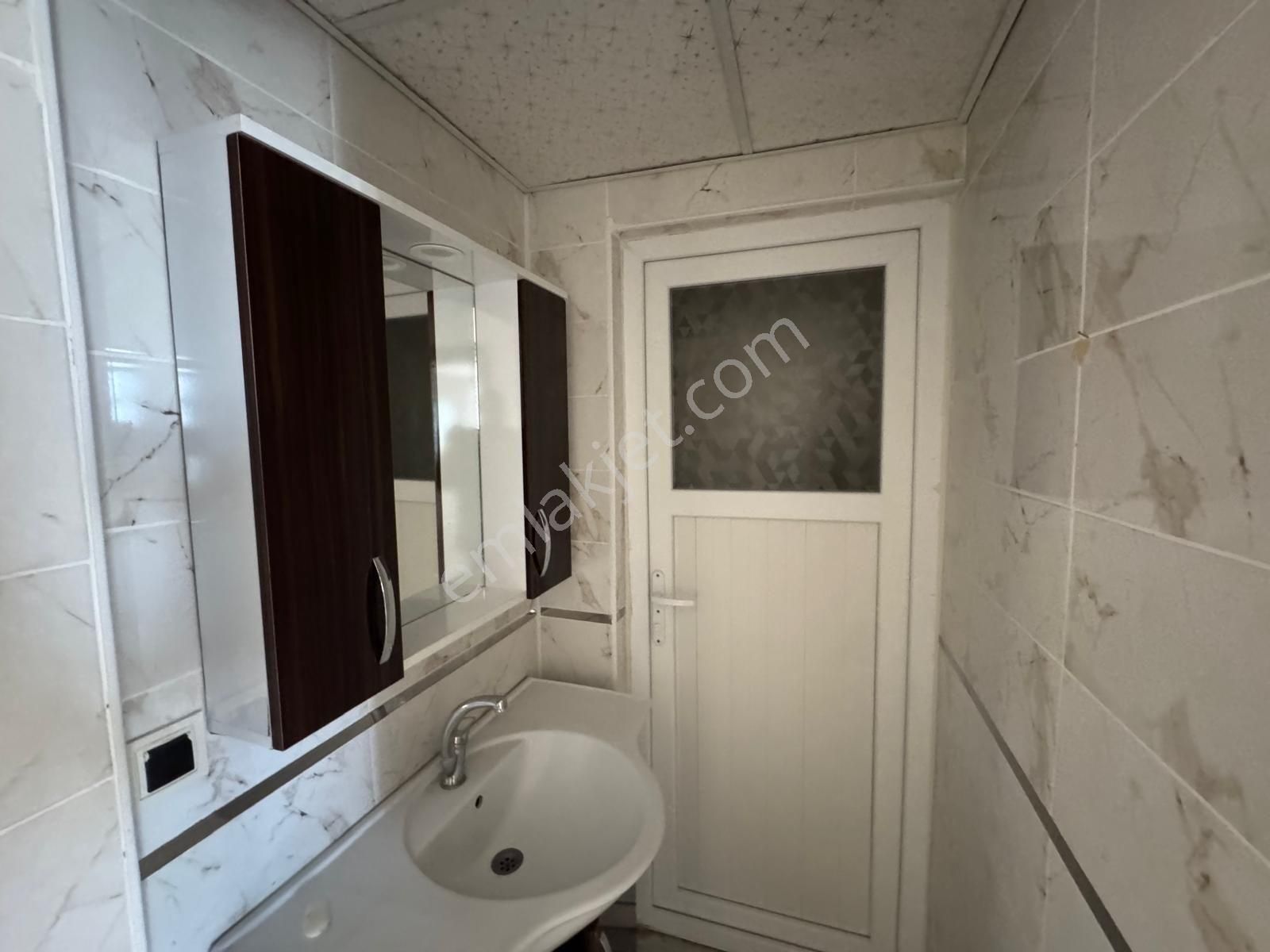 Yavuz Emlak Tan Satılık Daire Arakat Karaköprü İkinci 35mt De 5 Oda - Görsel 8