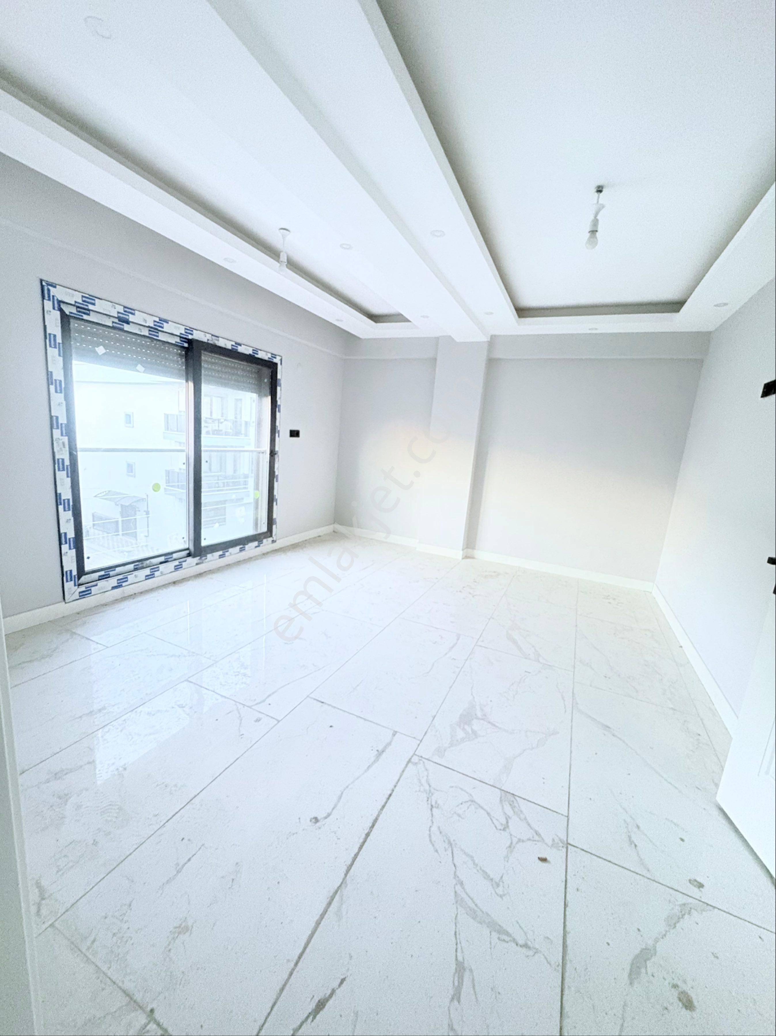 Azur Gayrimenkulden 4+1 2 Mutfak 3 Banyolu Yerden Istma Satılık 4+1 Tripleks - Görsel 10