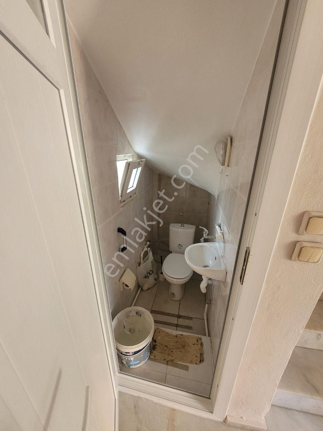 Menderes Mithatpaşa Da Müstakil Geniş Bahçeli Artezyenli 3+1 Triplex Konut - Görsel 20