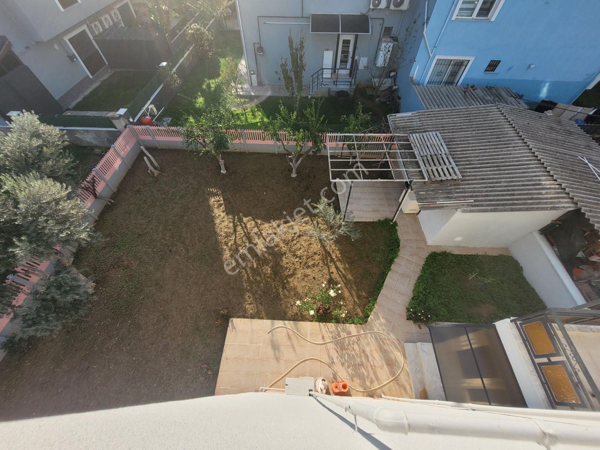 Menderes Mithatpaşa Da Müstakil Geniş Bahçeli Artezyenli 3+1 Triplex Konut - Görsel 4