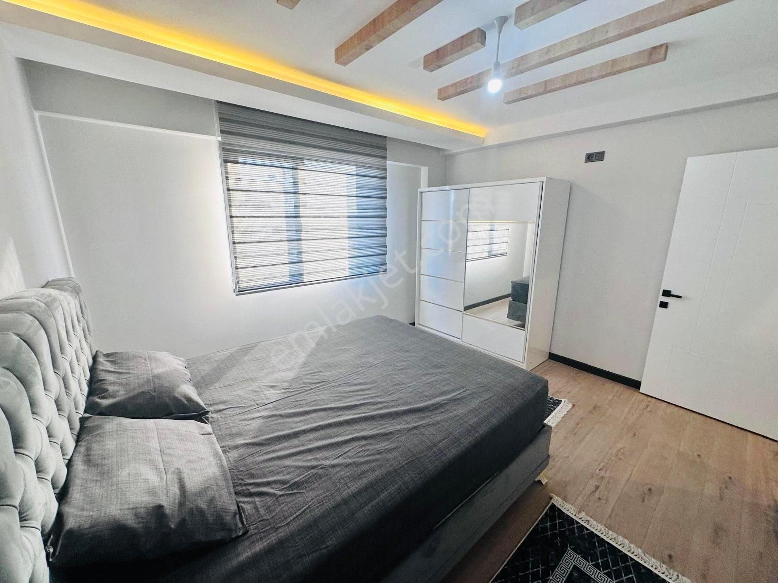 Azur Gayrimenkulden Havuzlu Konsept Sitede Ara Kat Yerden Isıtmalı Eşyalı Olarak 1+1 Satılık Daire - Görsel 12