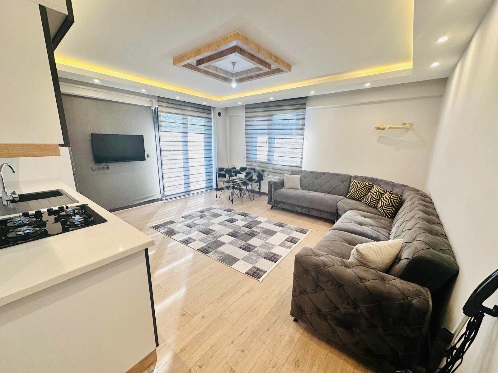 Azur Gayrimenkulden Havuzlu Konsept Sitede Ara Kat Yerden Isıtmalı Eşyalı Olarak 1+1 Satılık Daire - Görsel 9