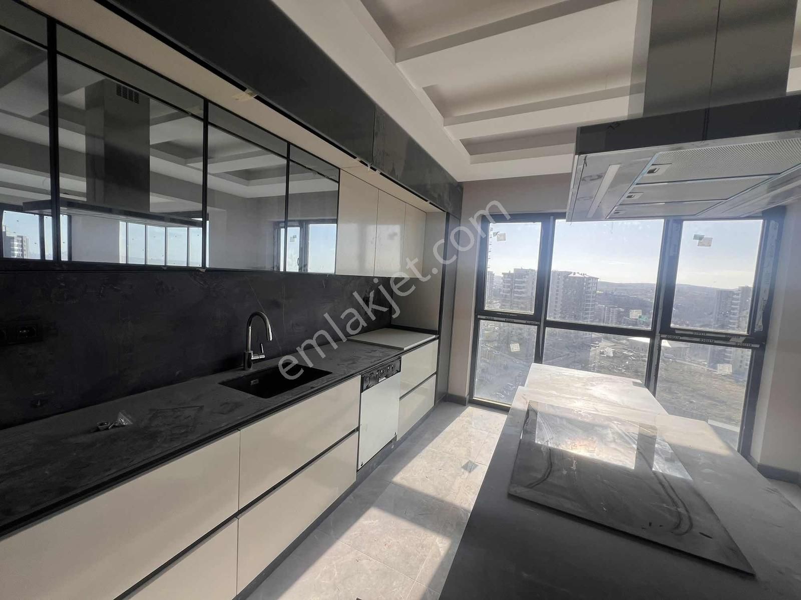 Turyap'tan Lita Astoria Da 22.katta Full Yapılı Kiralık Daire - Görsel 3