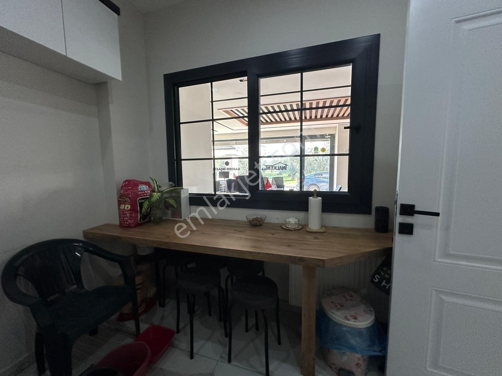 Edremit Kadıköy'de Acil Satılık Dukan Ofis - Görsel 12