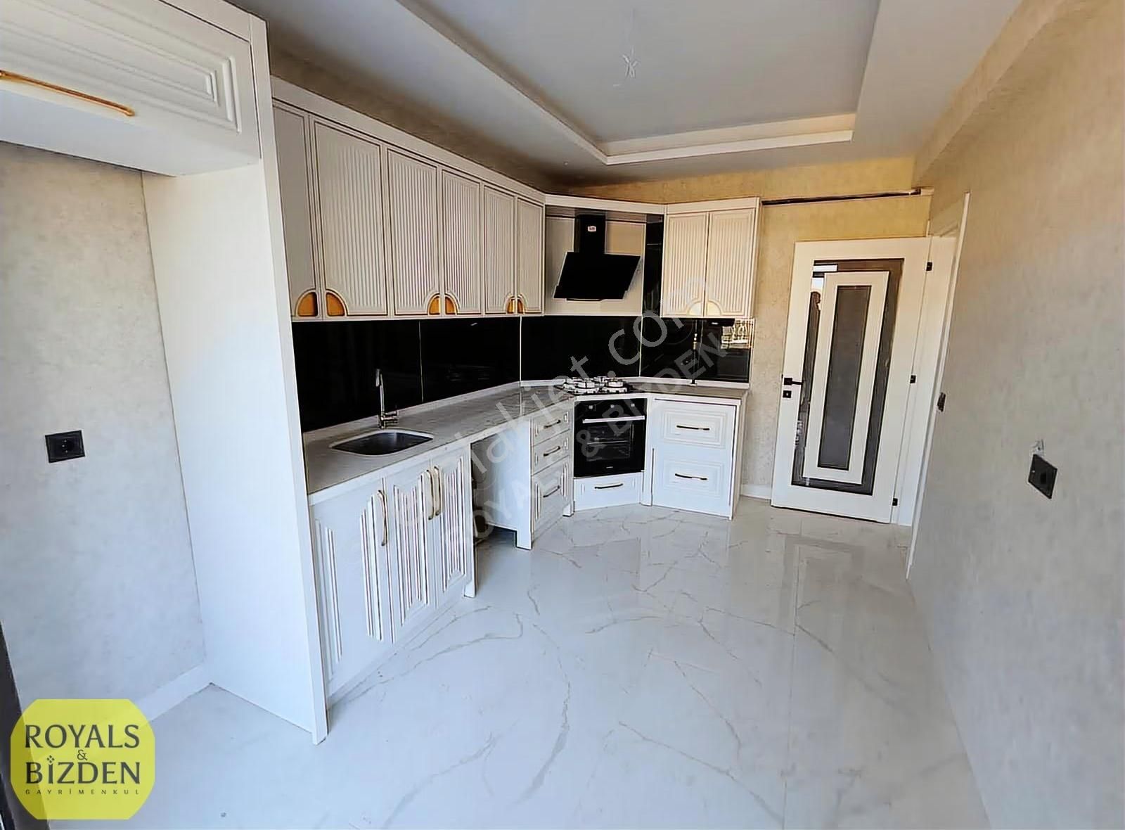 Selçuklu Selahaddin Eyyubi Mah Huzur Cami Yakını 3+1 Sıfır Daire - Görsel 7