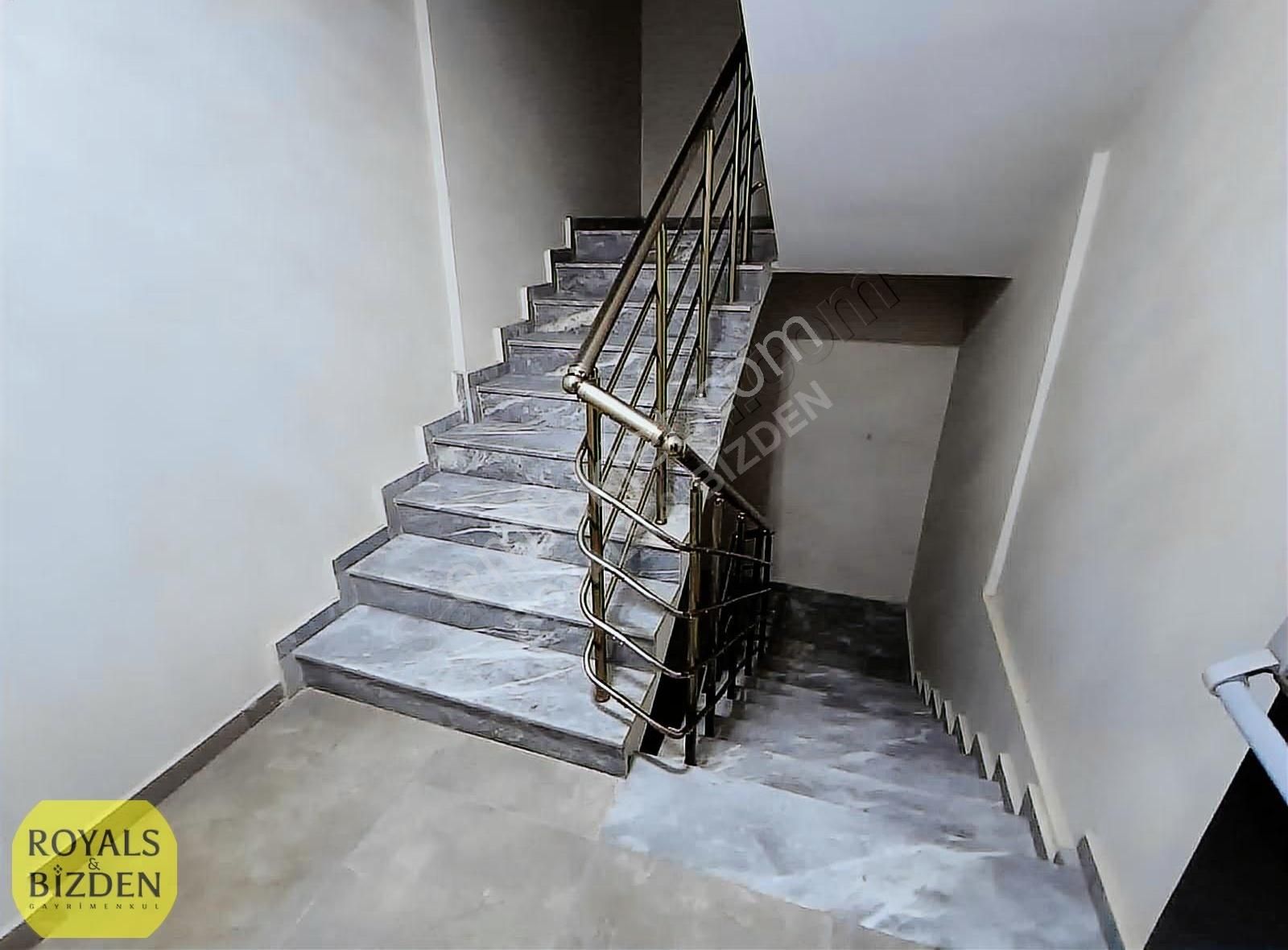 Şeker Mah. Bölgenin En Özeli Stage Residence En Geniş 4+1 Daire - Görsel 4