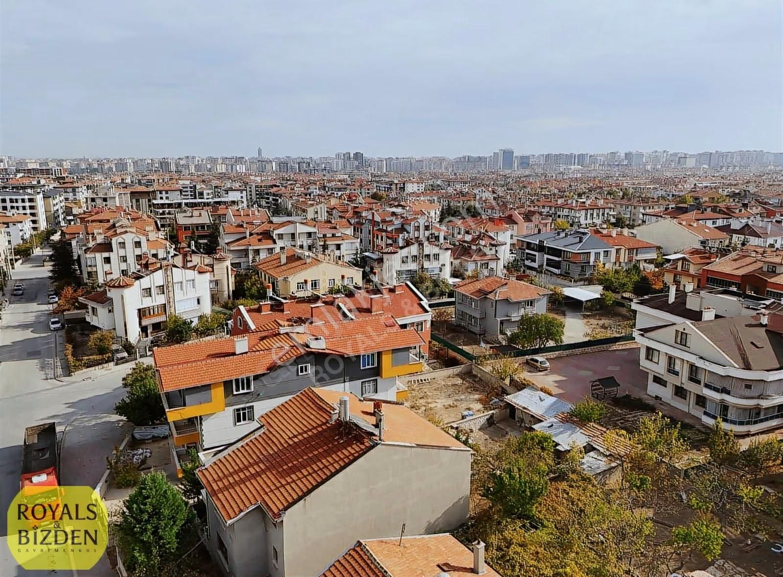 Selçuklu Hocacihan Mahallesinde Cadde Yakını 4+1 Müstaskil Ev - Görsel 28