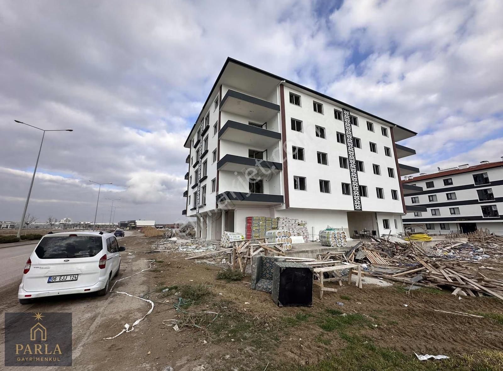 Parla Emlak'tan Fevziçakmak Mah. 3+1/3.kat/120m2 (3 Aya Teslim) - Görsel 5
