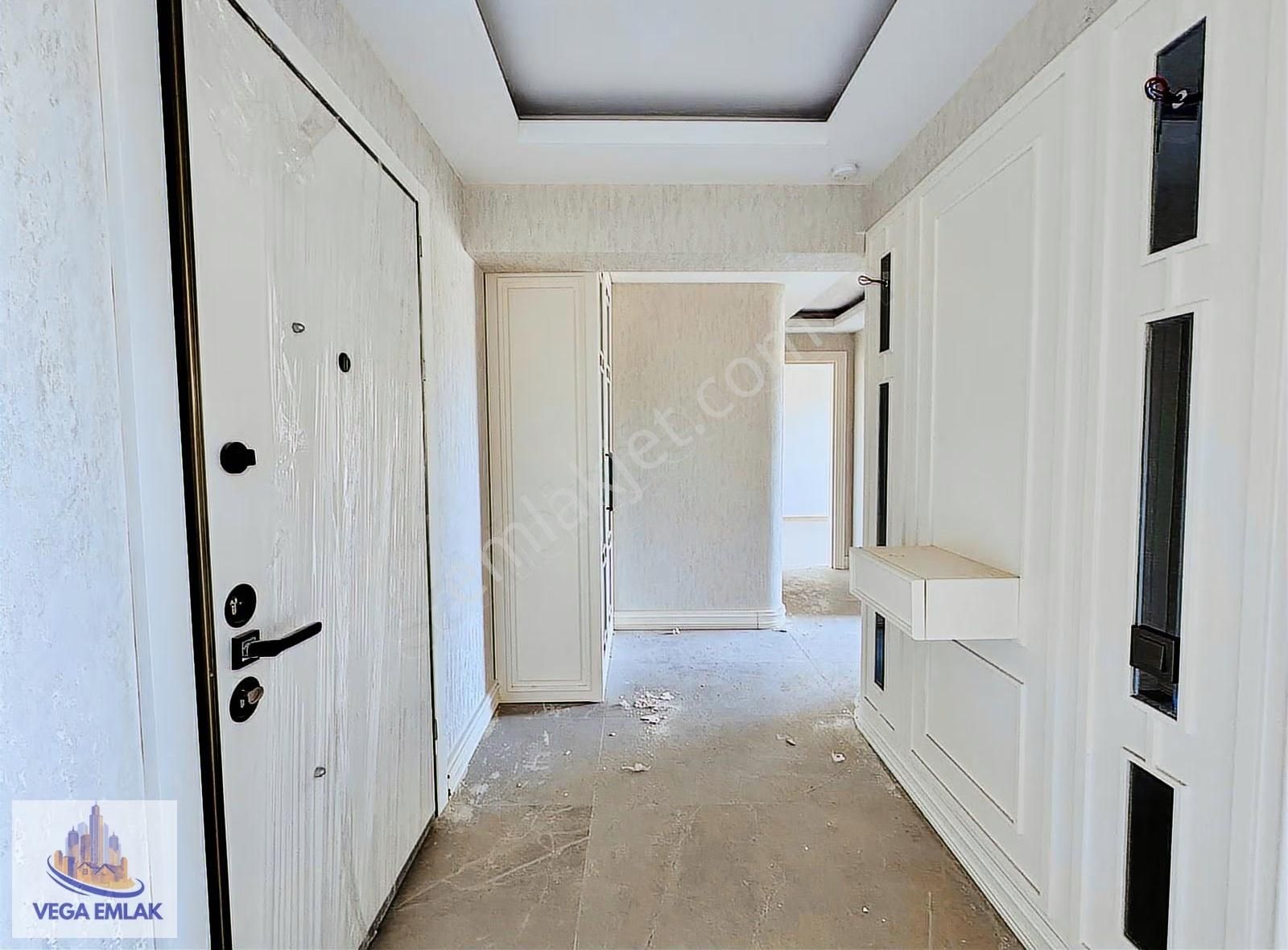Vega Emlak'tan Vestra Protokolde Full Yapılı Lüks Site Dairesi - Görsel 3
