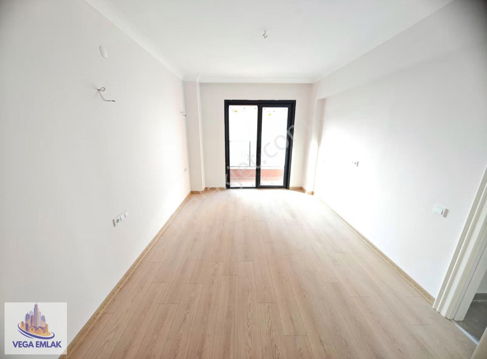 Vega Emlak'tan Vestra Protokolde Keçiören Manzaralı Site Dairesi - Görsel 9