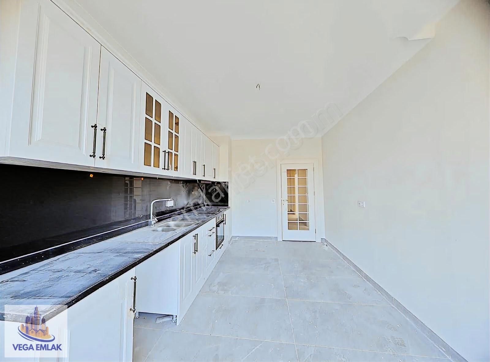 Vega Emlak'tan Vestra Protokolde Keçiören Manzaralı Site Dairesi - Görsel 7