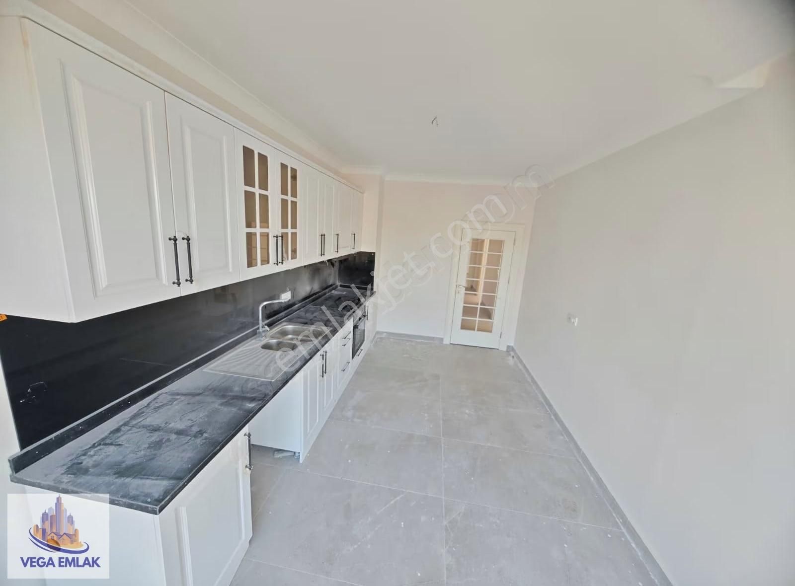 Vega Emlak'tan Vestra Protokolde Keçiören Manzaralı Site Dairesi - Görsel 12