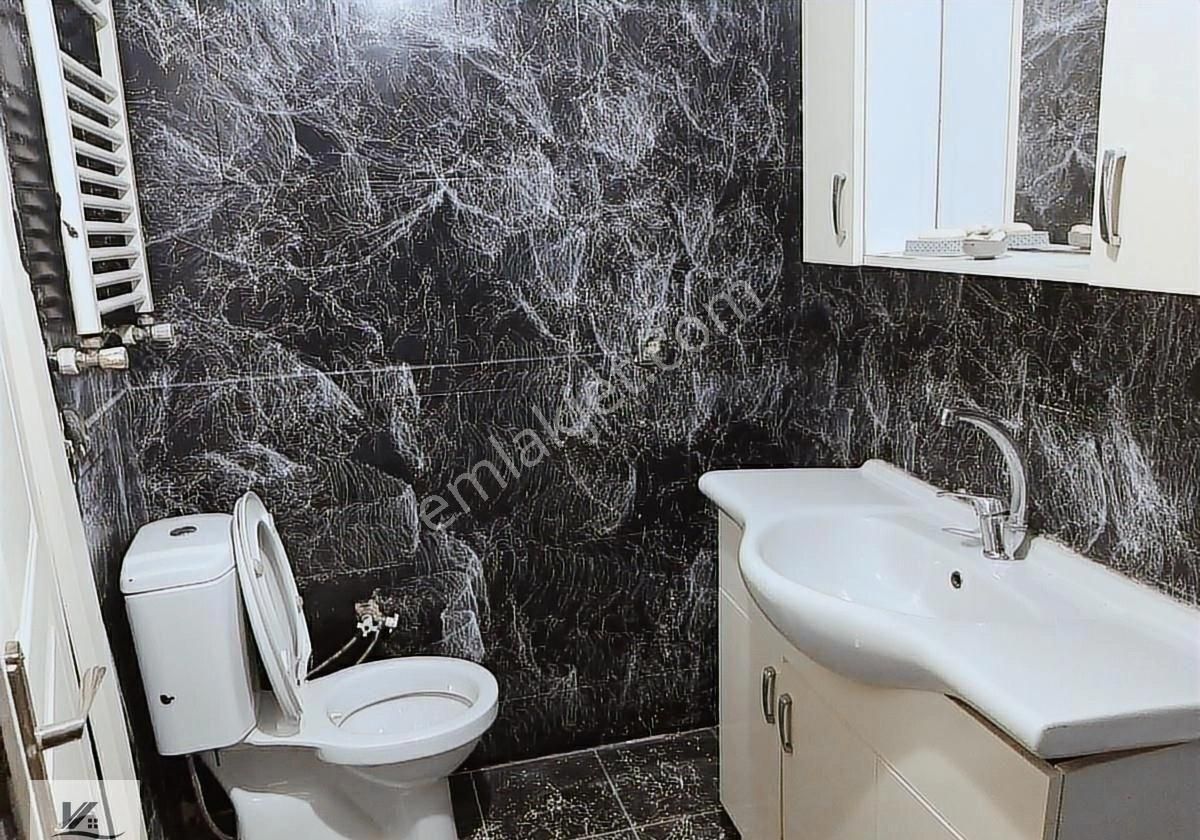 Cumhuriyet Mah.de 2+1 70 M2 Bahçe Kullanımlı Daire - Görsel 13