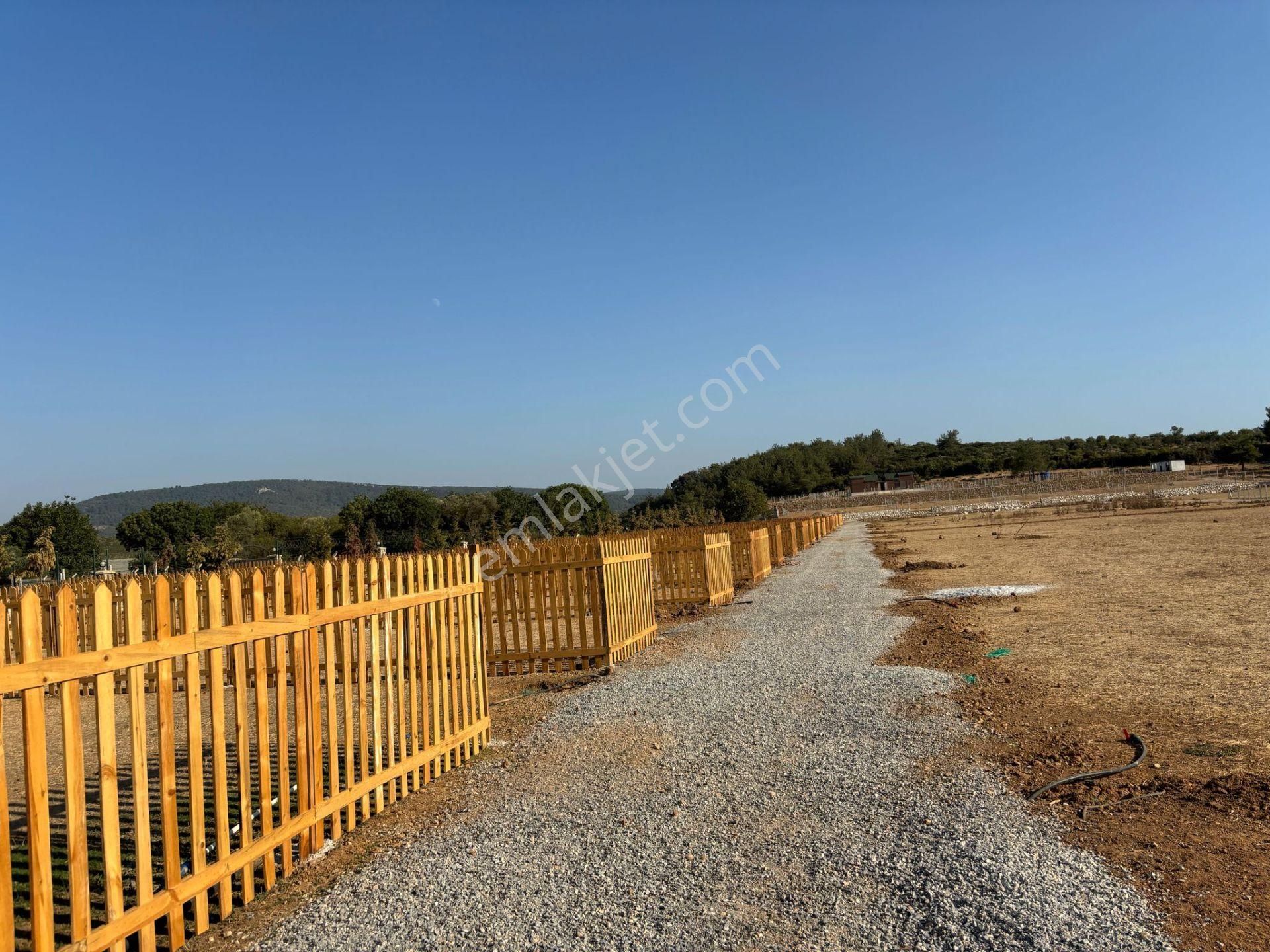 Adenus Gayrimenkul - Menderes Ataköy'de Hisse Tapu Satılık Bahçeler